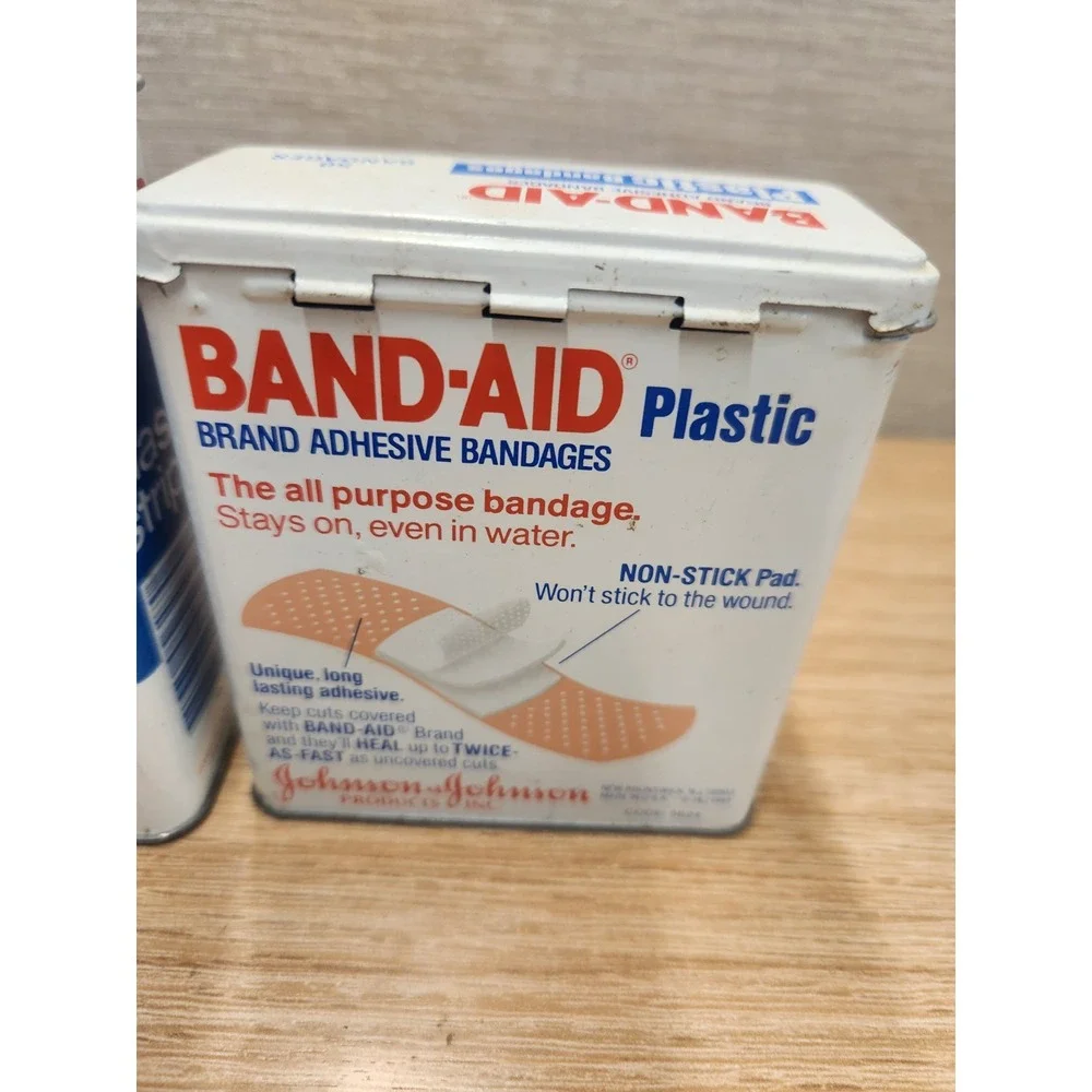 Vintage Lot Of 2 Band-Aid Metal Boxes Tins Johnson & Johnson Made In USA